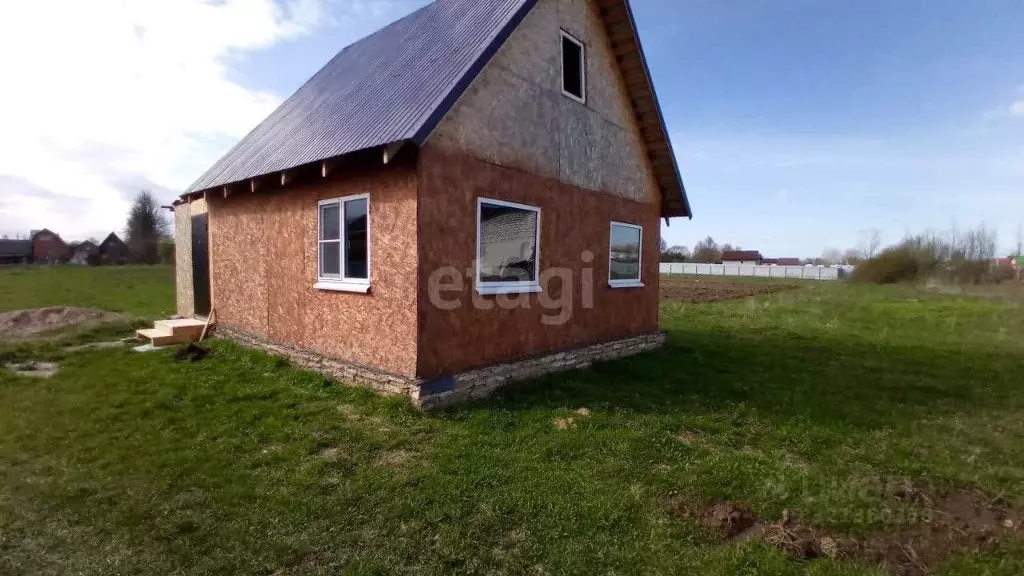 Дом в Псковская область, Псковский район, Логозовская волость, д. ... - Фото 1