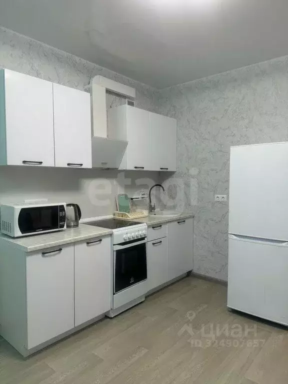 1-к кв. Тюменская область, Тюмень ул. Тальниковая, 7 (36.0 м) - Фото 2