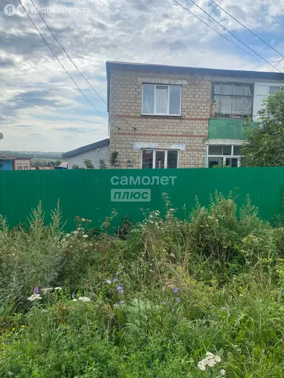 3-комнатная квартира: Кармаскалы, Рабочая улица, 6 (75.3 м) - Фото 1