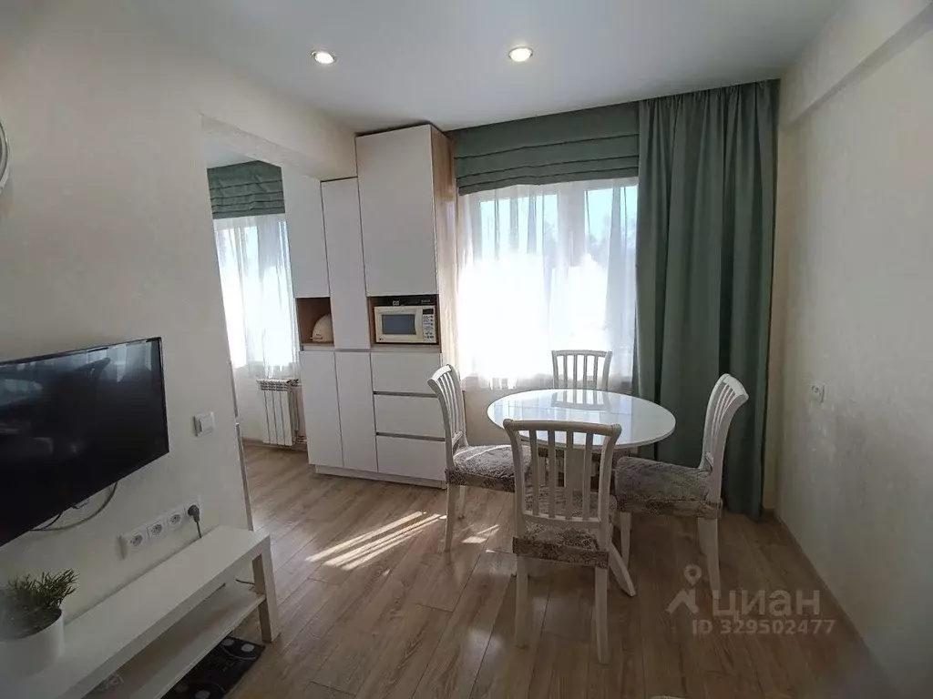 3-к кв. Иркутская область, Иркутск ул. Розы Люксембург, 325 (56.4 м) - Фото 1
