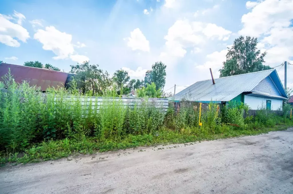 Дом в Алтайский край, Бийск Новгородский пер., 73Б (65 м) - Фото 1