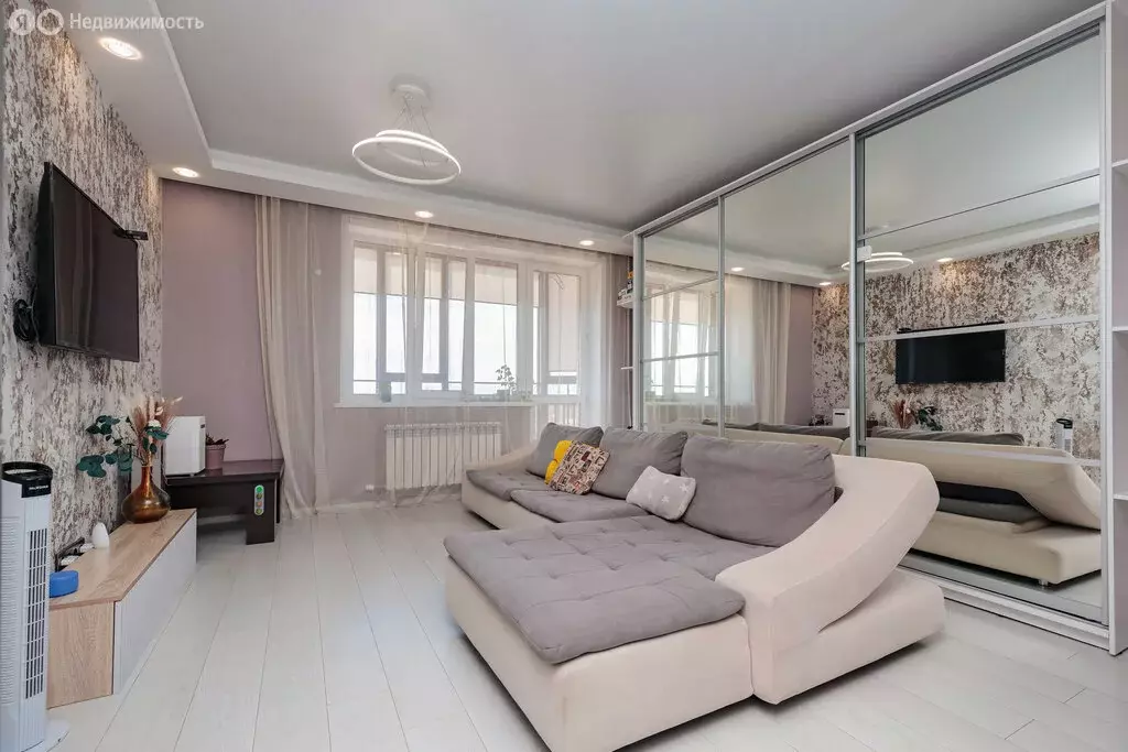 2-комнатная квартира: Новосибирск, улица Кирова, 236 (45 м) - Фото 1