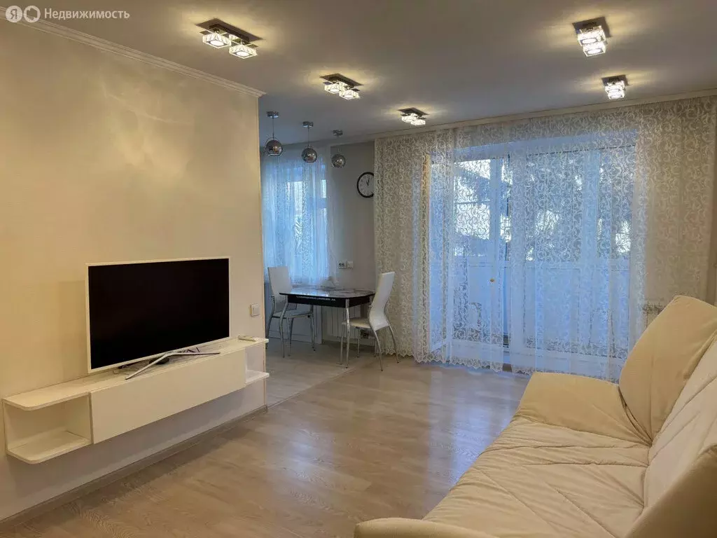 2-комнатная квартира: Барнаул, проспект Ленина, 47А (45.2 м) - Фото 1