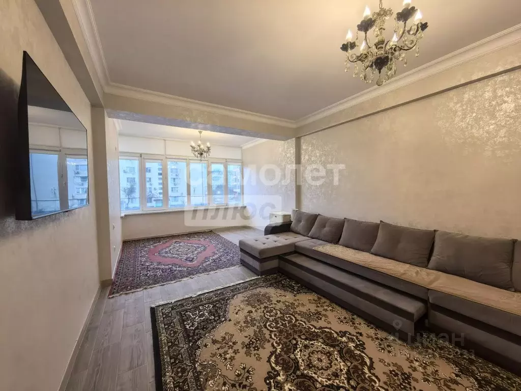 1-к кв. Дагестан, Каспийск ул. Кирова, 68А (59.0 м) - Фото 1