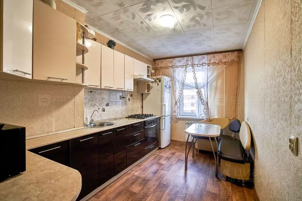 3-к кв. Татарстан, Казань Меридианная ул., 9 (66.0 м) - Фото 0