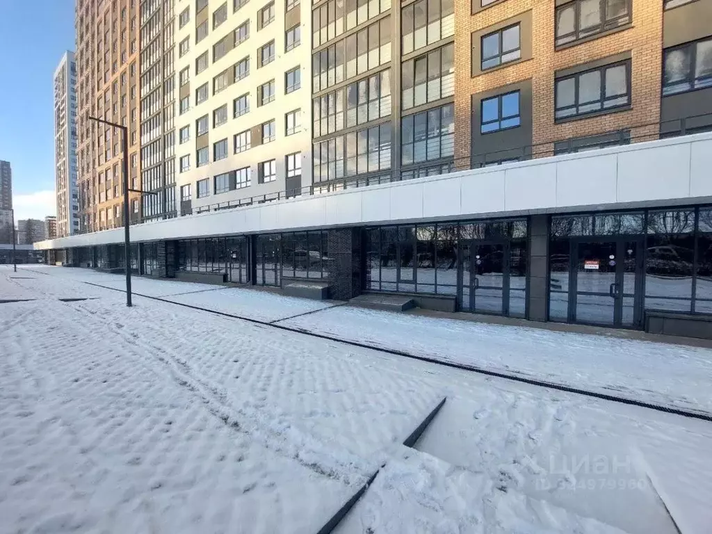 Помещение свободного назначения в Удмуртия, Ижевск Воткинское ш., 61А ... - Фото 1