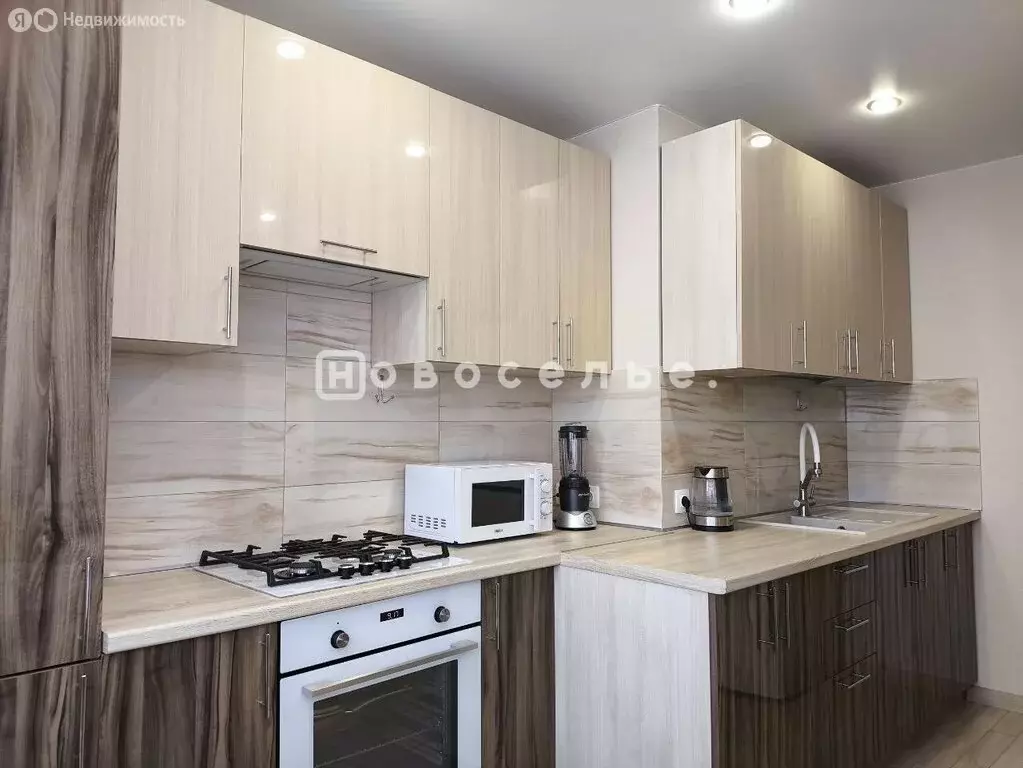 3-комнатная квартира: Рязань, Касимовское шоссе, 35 (61.3 м) - Фото 1