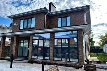 Дом в Татарстан, Казань ул. Александра Ключарева, 15Ж (245 м) - Фото 1