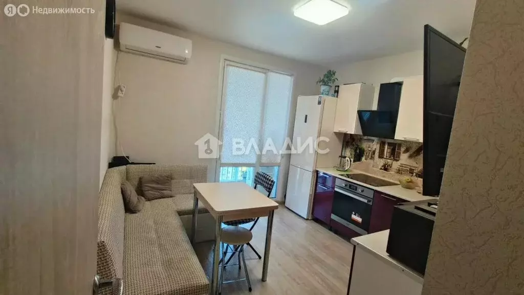 1-комнатная квартира: Воронеж, улица Адмирала Чурсина, 14 (37.4 м) - Фото 2