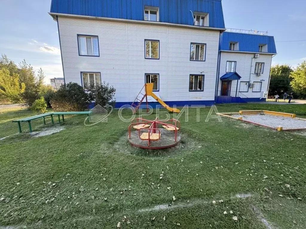 2-к кв. Тюменская область, Тюмень ул. Жуковского, 84к1 (71.6 м) - Фото 1