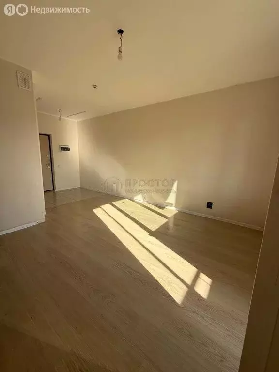 Квартира-студия: посёлок городского типа Мирный, Крымская улица, 8 ... - Фото 2