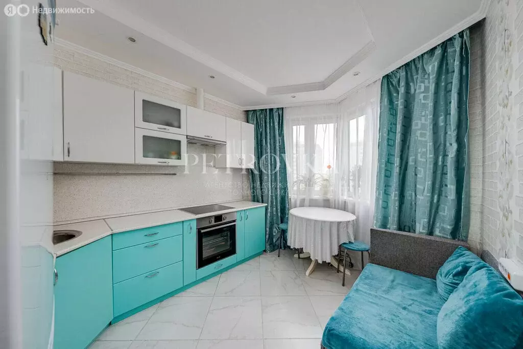 2-комнатная квартира: Московский, улица Никитина, 18к1 (51 м) - Фото 1