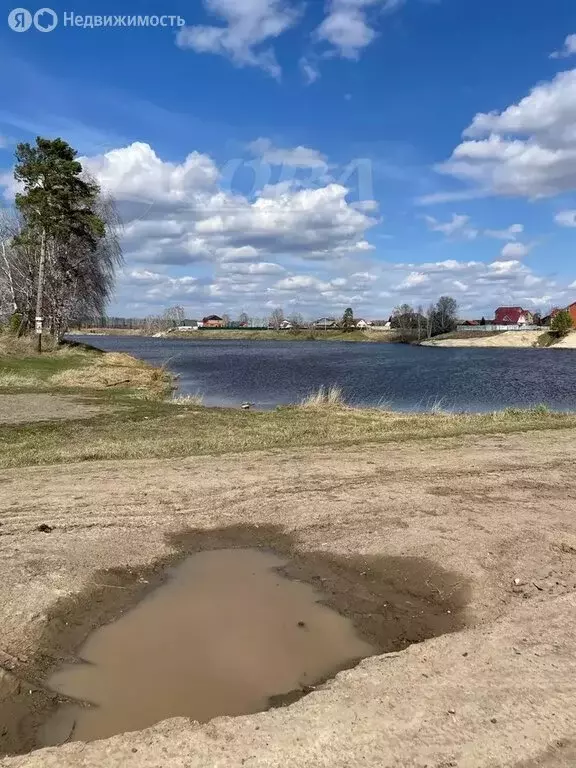 Участок в Тюменский район, деревня Малиновка (10 м) - Фото 0