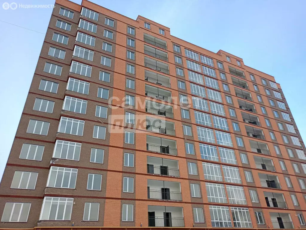 3-комнатная квартира: Грозный, улица Державина, 287 (117 м) - Фото 0