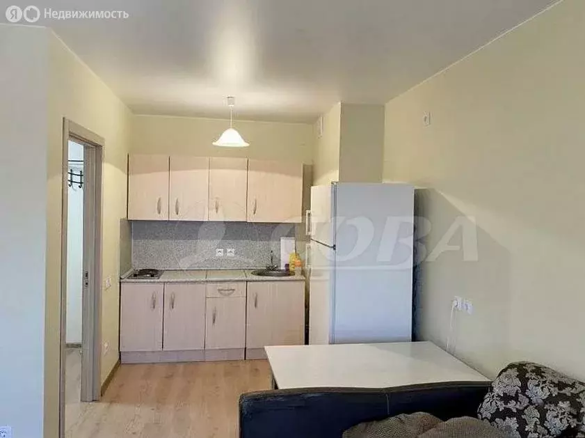 1-комнатная квартира: Тюмень, улица Тимофея Чаркова, 28 (40 м) - Фото 2