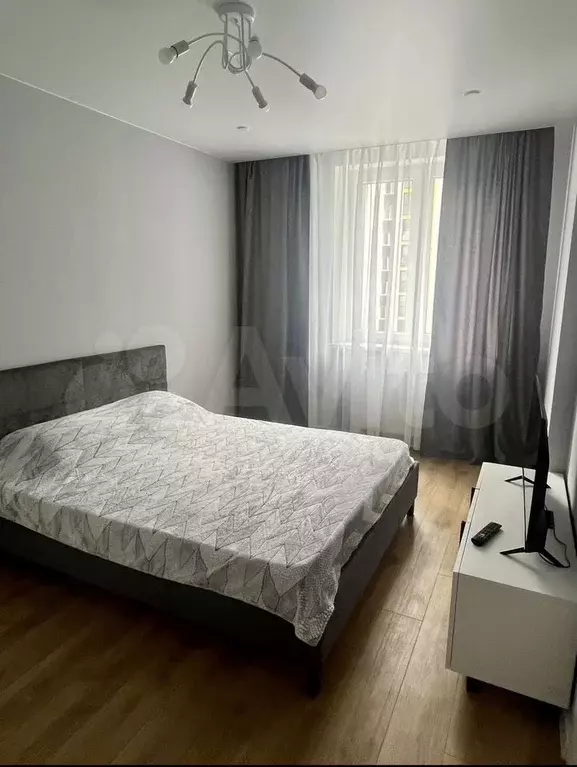 1-к. квартира, 37 м, 4/9 эт. - Фото 0