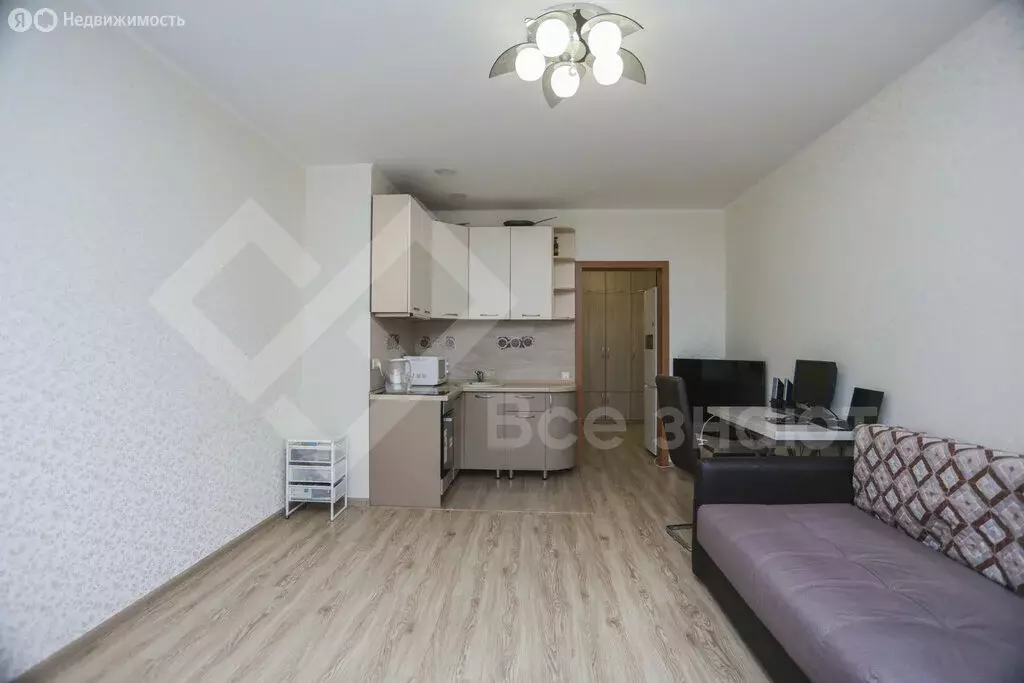 Квартира-студия: Челябинск, улица 40-летия Победы, 44 (35 м) - Фото 1