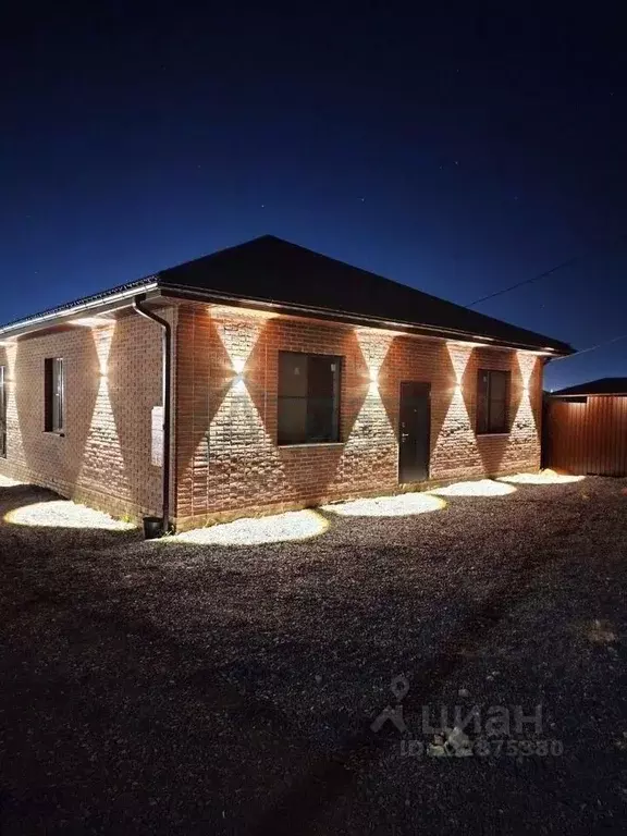 Дом в Ростовская область, Мясниковский район, Краснокрымское с/пос, ... - Фото 1