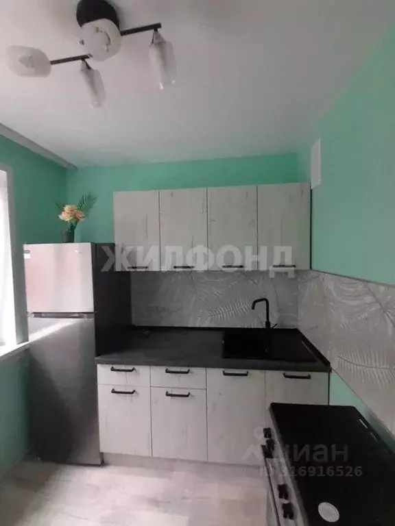 3-к кв. Новосибирская область, Новосибирск Академгородок мкр, ул. ... - Фото 0