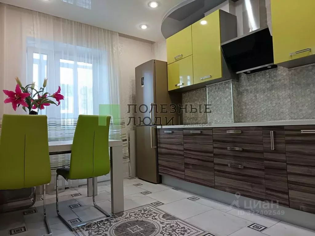 3-к кв. Красноярский край, Красноярск Линейная ул., 105 (92.0 м) - Фото 1