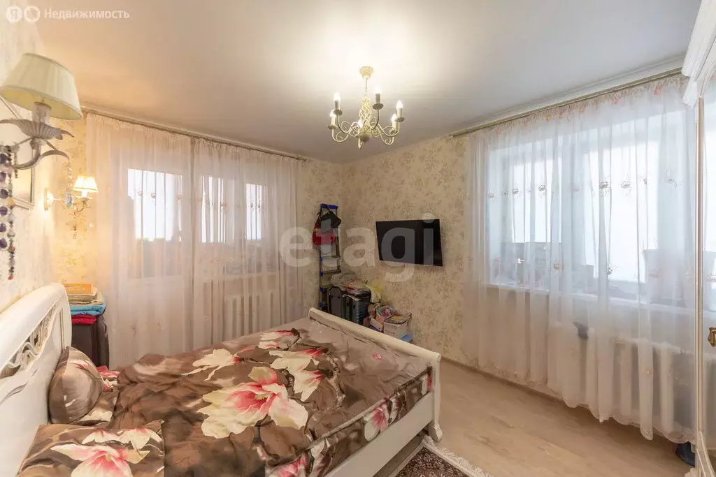 2-комнатная квартира: Тюмень, улица Станислава Карнацевича, 4 (57 м) - Фото 2