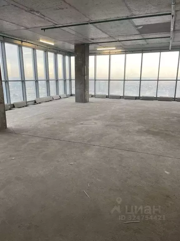 Офис в Санкт-Петербург пл. Конституции, 3к2 (1025 м) - Фото 1