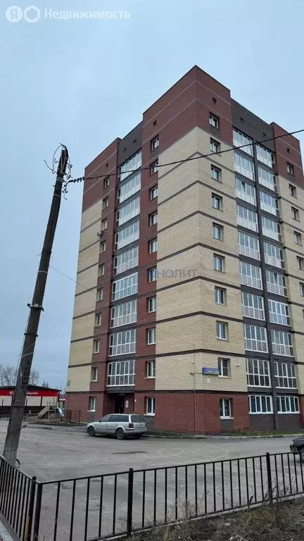 3-комнатная квартира: Киров, Березниковский переулок, 28 (66.7 м) - Фото 0