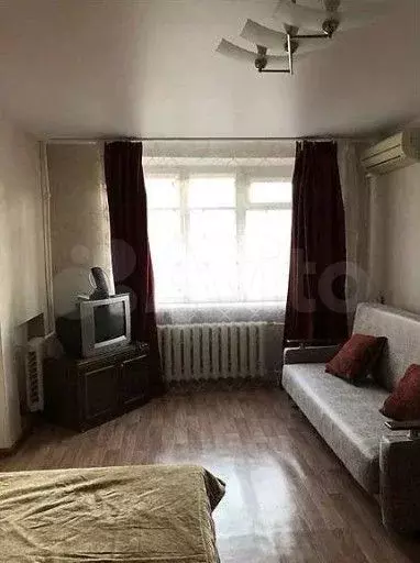 1-к. квартира, 33 м, 1/9 эт. - Фото 0