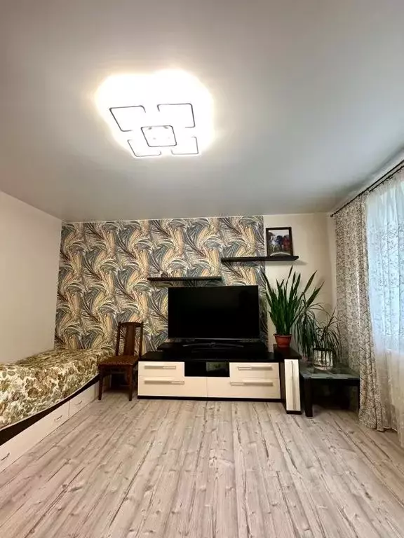 1-к кв. Ленинградская область, Шлиссельбург Кировский район, ул. ... - Фото 0