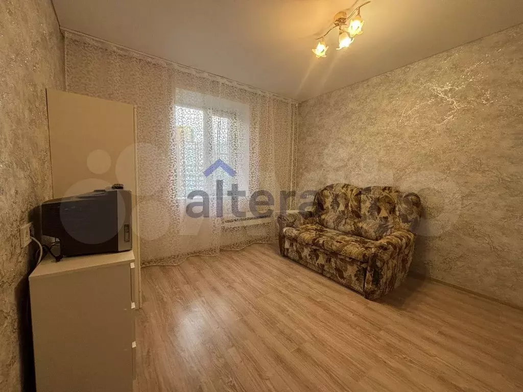 Комната 12 м в 1-к., 3/10 эт. - Фото 1