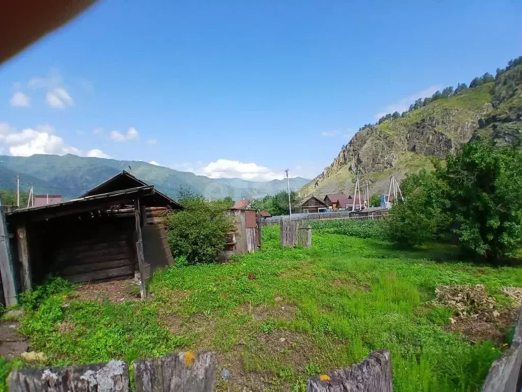 Участок в Алтай, Чемальский район, с. Чемал Луговая ул. (7.0 сот.) - Фото 0