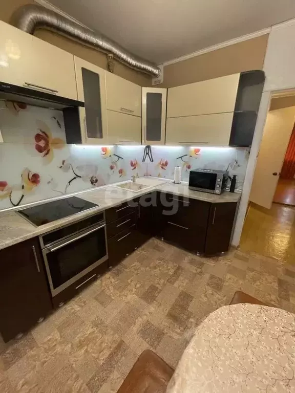 3-к кв. Челябинская область, Миасс ул. Вернадского, 48 (68.9 м) - Фото 0