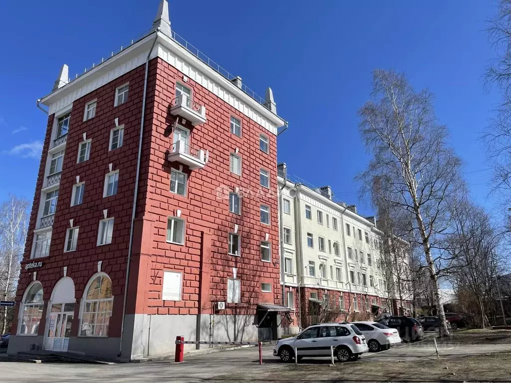 4-к кв. Карелия, Петрозаводск ул. Луначарского, 42 (105.5 м) - Фото 0