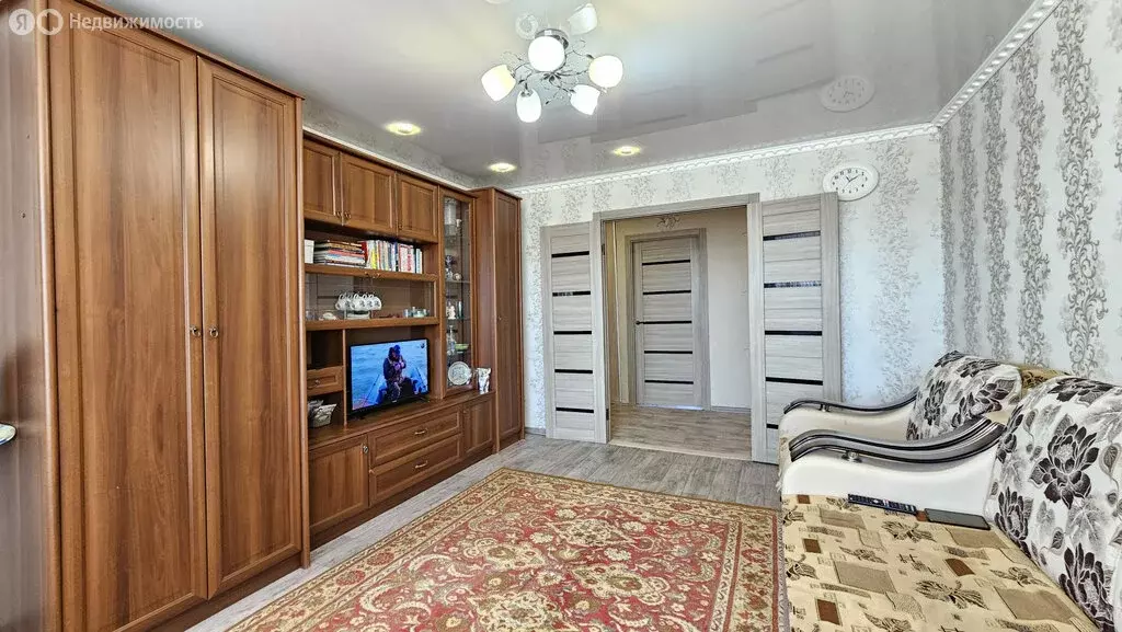 4-комнатная квартира: Октябрьский, 35-й микрорайон, 34 (76.3 м) - Фото 2