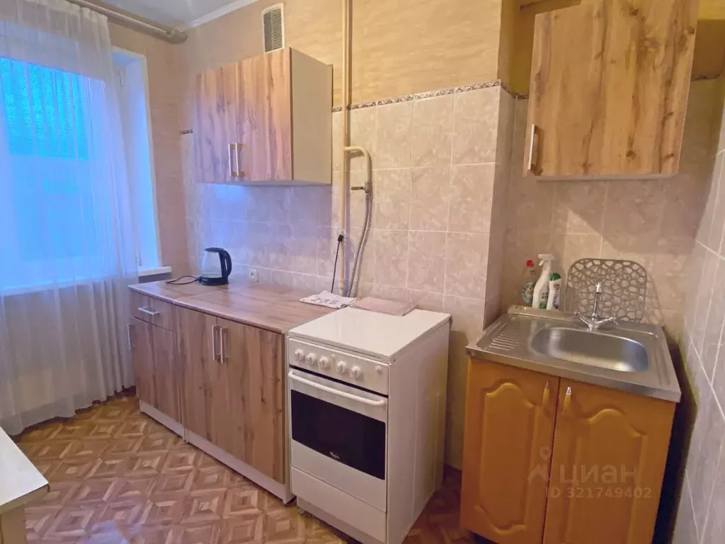 2-к кв. Нижегородская область, Нижний Новгород ул. Гвардейцев, 11 ... - Фото 0