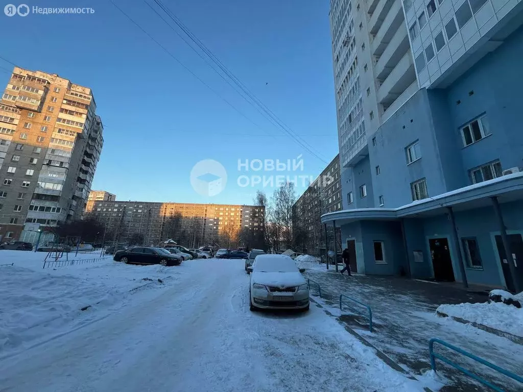 3-комнатная квартира: Екатеринбург, улица Пехотинцев, 21А (78.5 м) - Фото 2