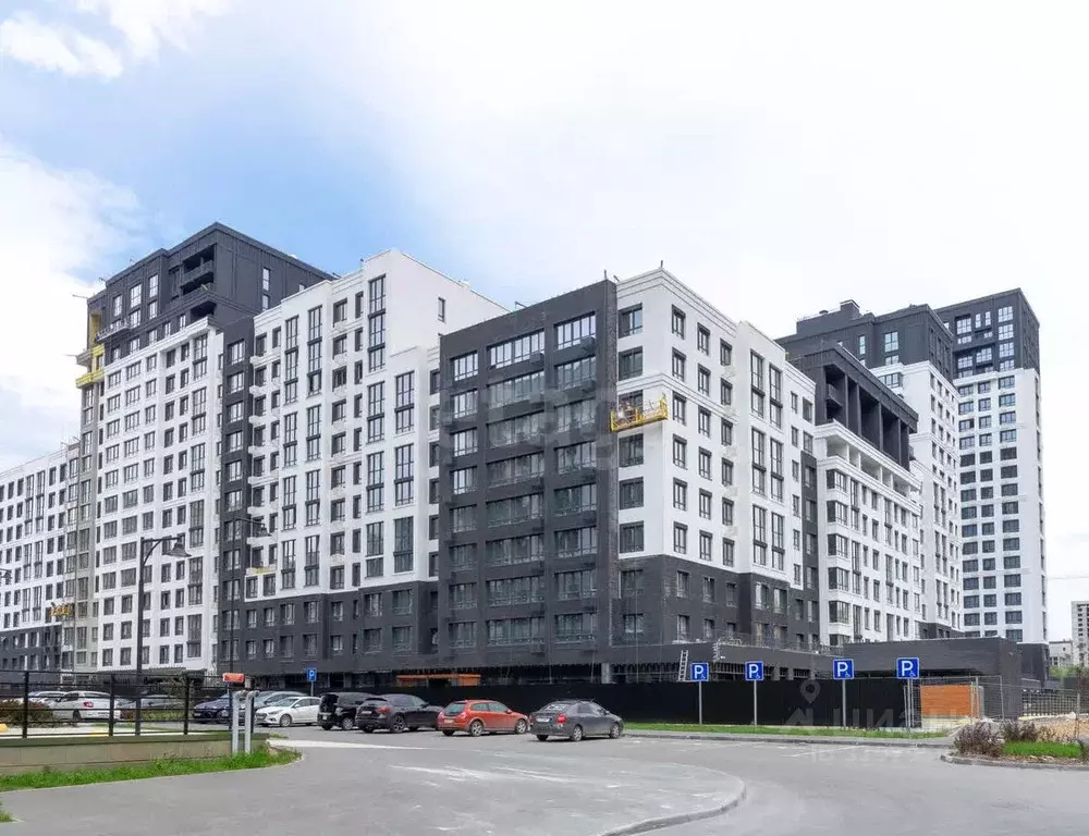 Склад в Тюменская область, Тюмень ул. Братьев Бондаревых, 5 (4 м) - Фото 1