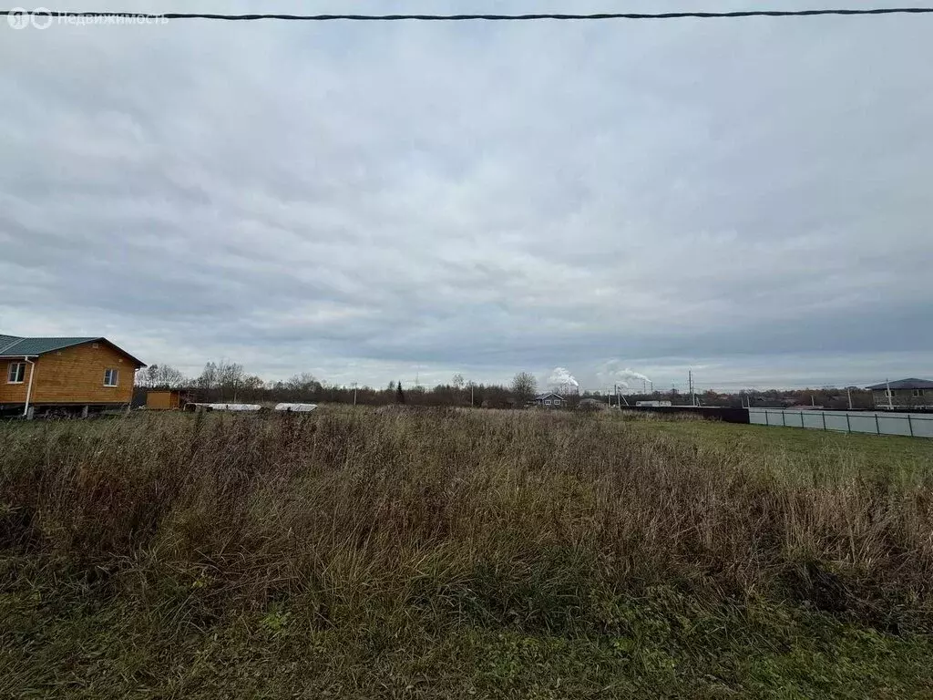 Участок в Волхов, микрорайон Шкурина Горка (11 м) - Фото 2