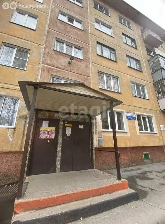 3-комнатная квартира: Бердск, Микрорайон, 31 (57.9 м) - Фото 0