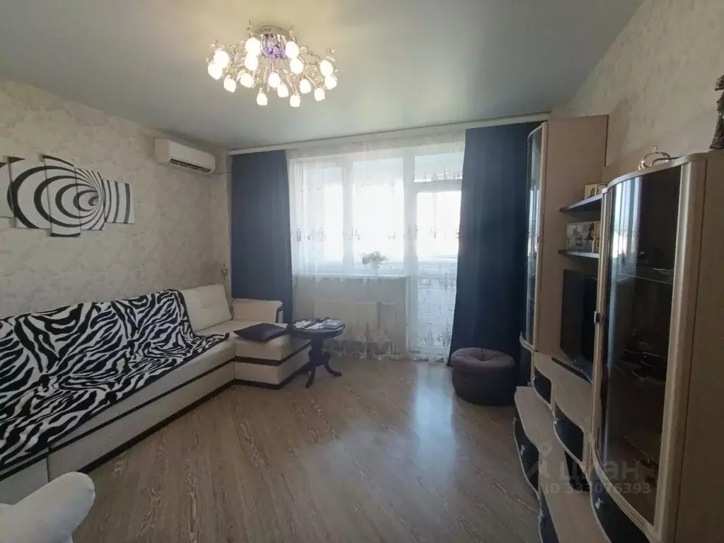 2-к кв. Севастополь ул. Колобова, 21Г (53.1 м) - Фото 1