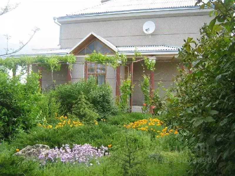 Дом в Крым, Бахчисарай ул. Мишки Татарина, 63 (332 м) - Фото 1