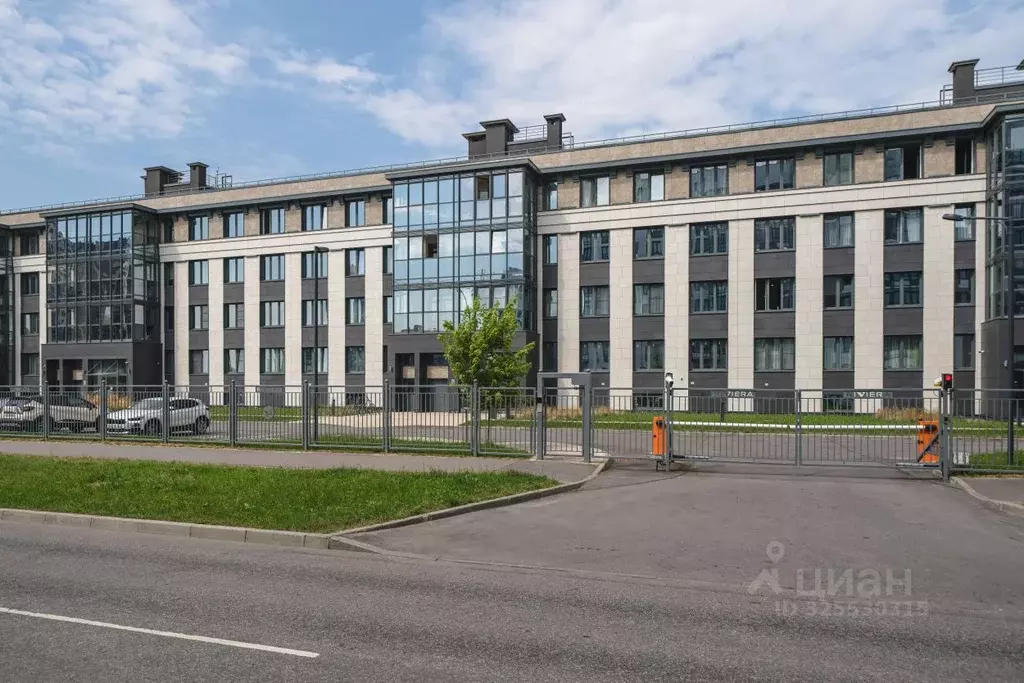 2-к кв. Санкт-Петербург просп. Патриотов, 33 (71.6 м) - Фото 1