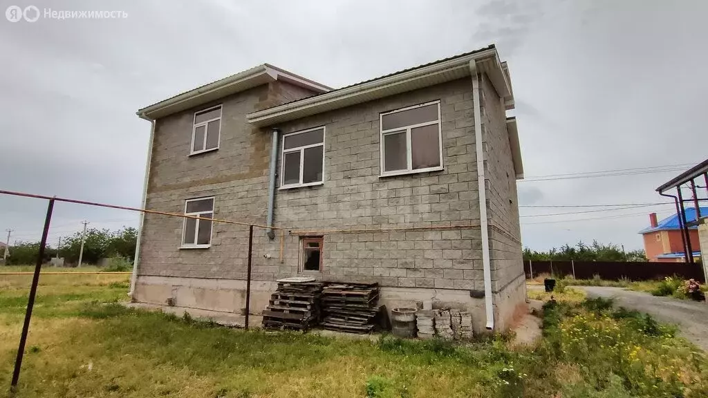 Дом в Бессергеновка, Луговая улица (259 м) - Фото 1