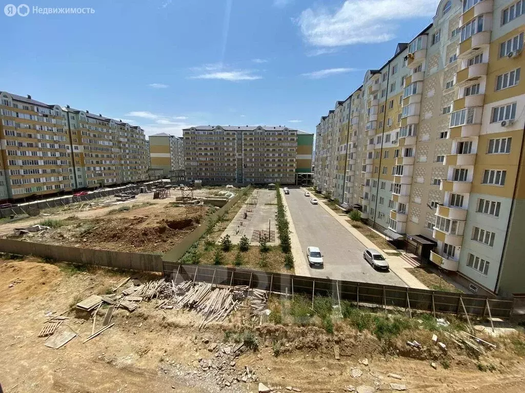 2-комнатная квартира: Каспийск, улица Магомедали Магомеджановa, 13В ... - Фото 1