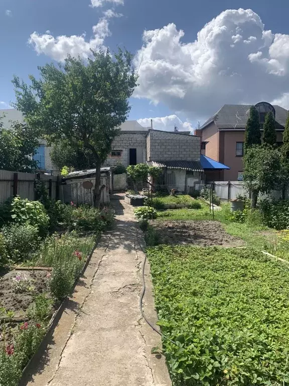 Дом в Белгородская область, Белгород Корочанская ул., 10А (40 м) - Фото 0