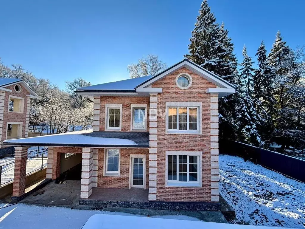 Дом в Москва пос. Внуково, ул. Некрасова, 12 (200 м) - Фото 1