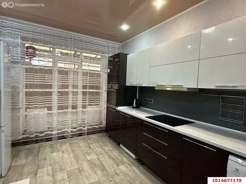 2-комнатная квартира: Краснодар, Тепличная улица, 62/1к5 (101.5 м) - Фото 1