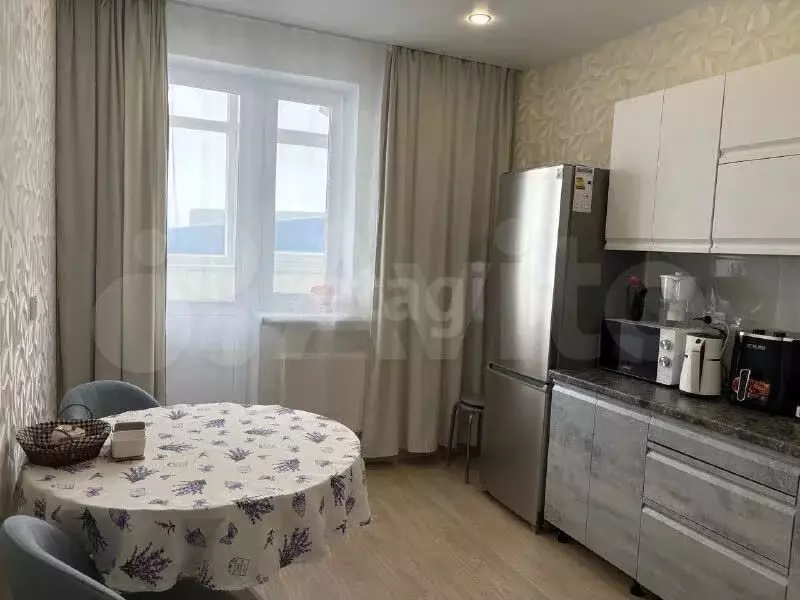 2-к. квартира, 49 м, 3/7 эт. - Фото 0