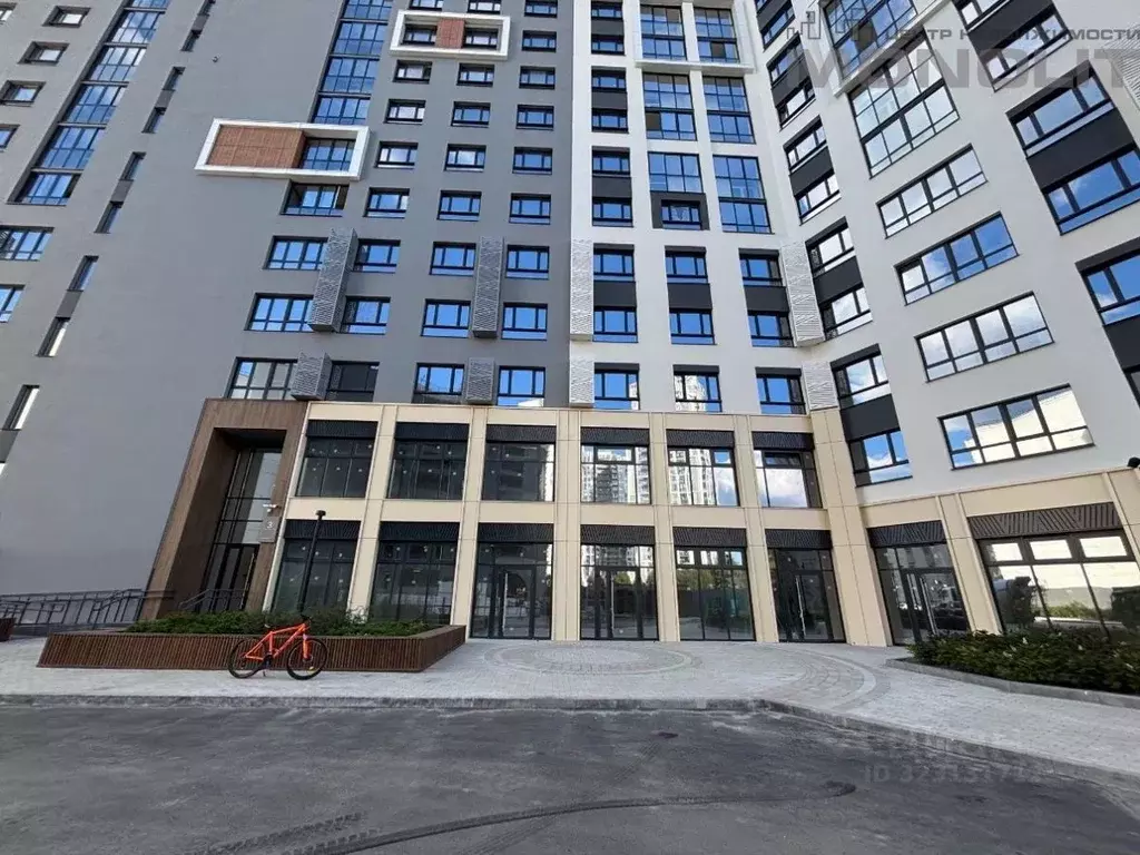 Торговая площадь в Свердловская область, Екатеринбург ул. 8 Марта, ... - Фото 2