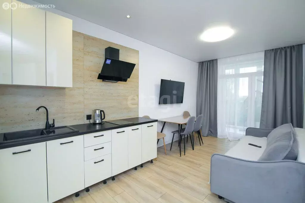 1-комнатная квартира: Зеленоградск, улица В. Гризодубовой, 1/3 (42 м) - Фото 1